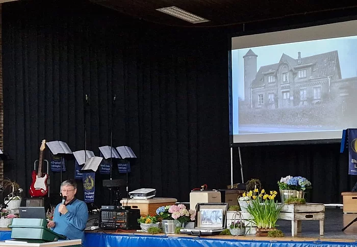 Uwe Erickson präsentiert Lägerdorfer Ansichten